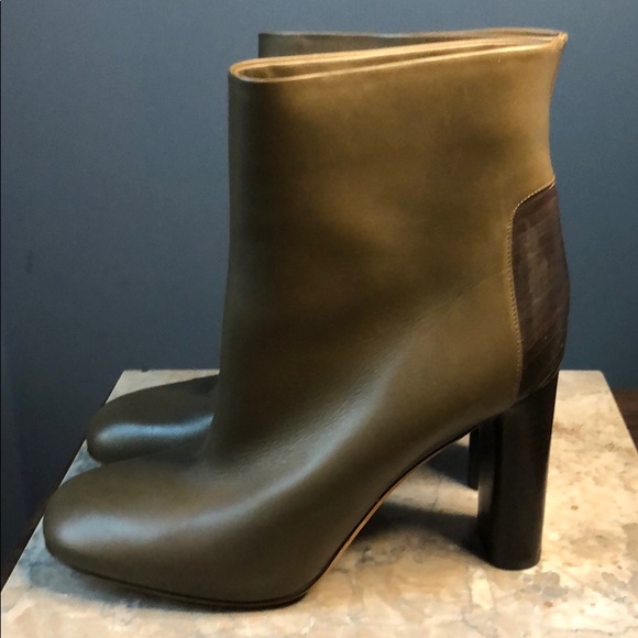 Boots - Picture 2 of 4